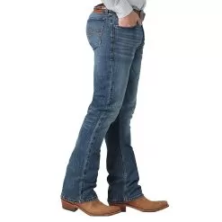 Wrangler Men's 20X No. 42 Vintage Bootcut Jeans -Western Cowboy Equipment Shop 112323415 02