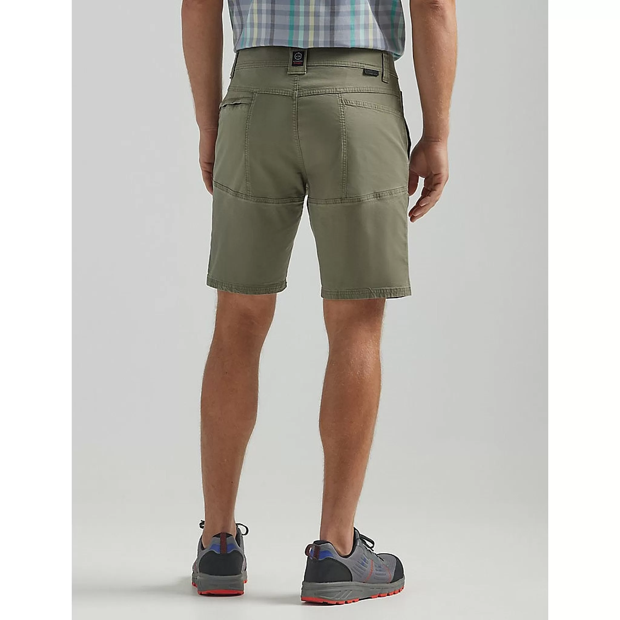 Wrangler ATG Men's Side Pocket Utility Short 4 Wrangler ATG Men's Side Pocket Utility Short - Image 2