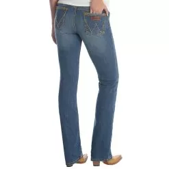 Wrangler Women's Plus Size Western Retro Mae Jean - Mid Rise