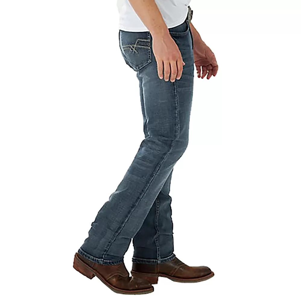 Wrangler Men's 20X No.42 Vintage Bootcut Cayuse Jeans 5 Wrangler Men's 20X No.42 Vintage Bootcut Cayuse Jeans - Image 3